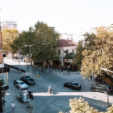 Barrikada Str Modern Apartments - The Nest Tiranë Eksteriør bilde