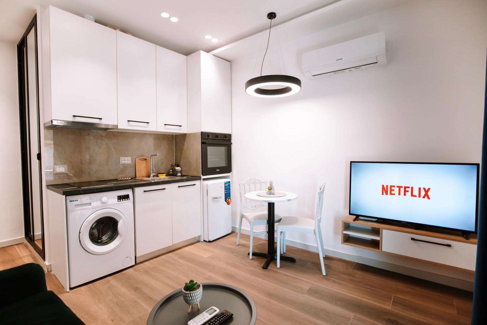 Barrikada Str Modern Apartments - The Nest Tiranë Eksteriør bilde