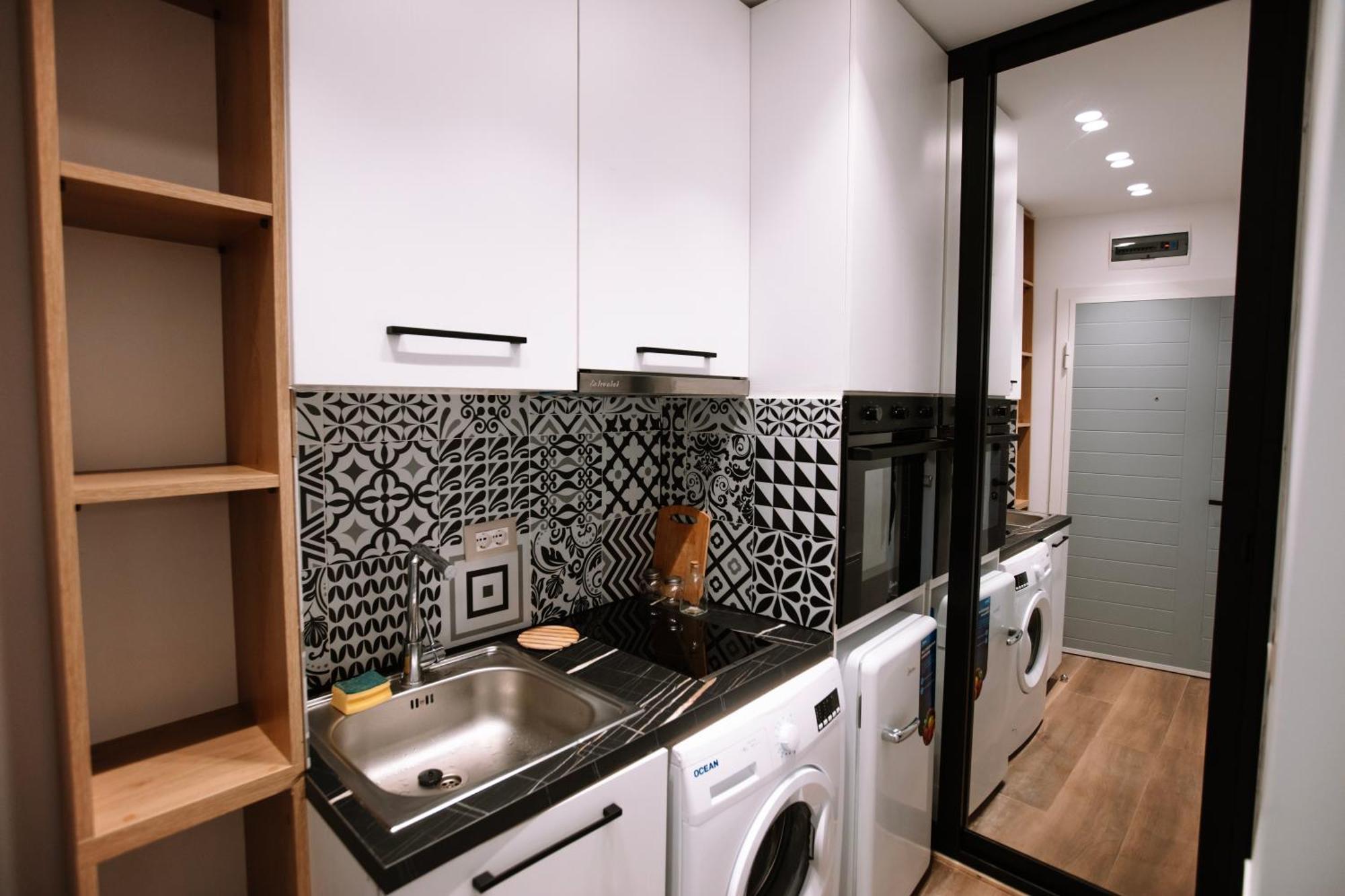Barrikada Str Modern Apartments - The Nest Tiranë Eksteriør bilde